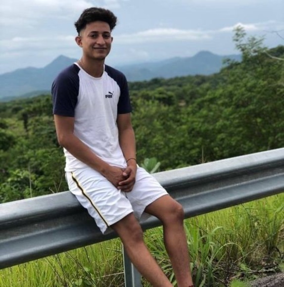 Meet your Posher, Angel - Picture 1 of 1